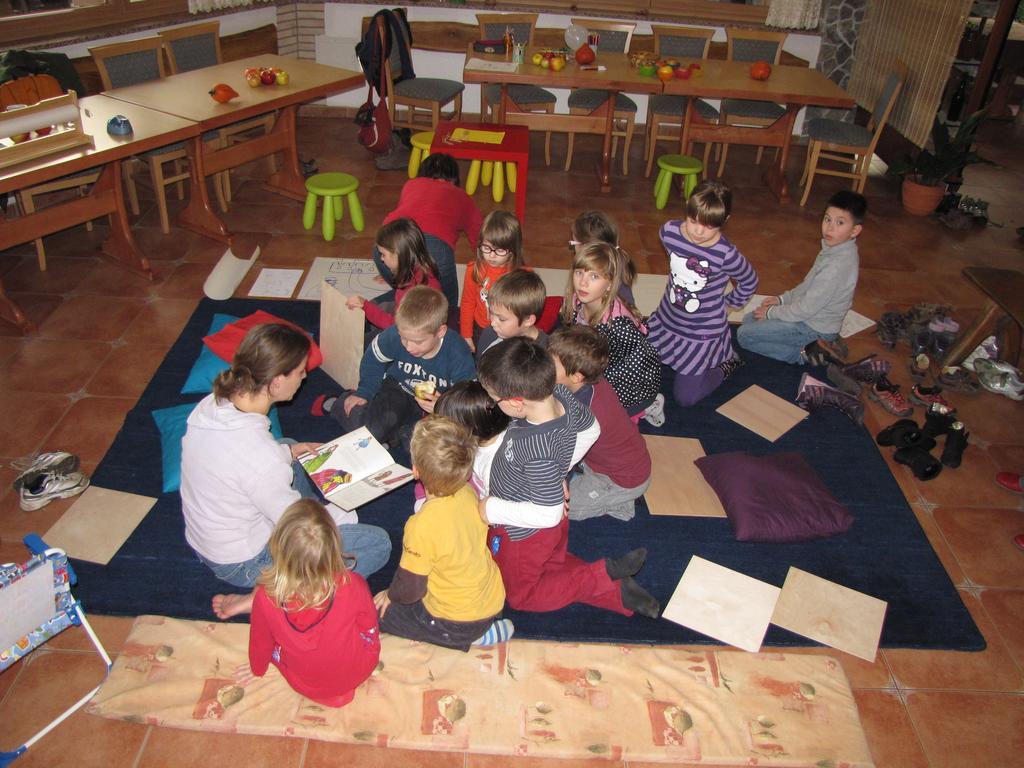 Guesthouse Zorko Gostilna Domen Smarjeske Toplice Buitenkant foto