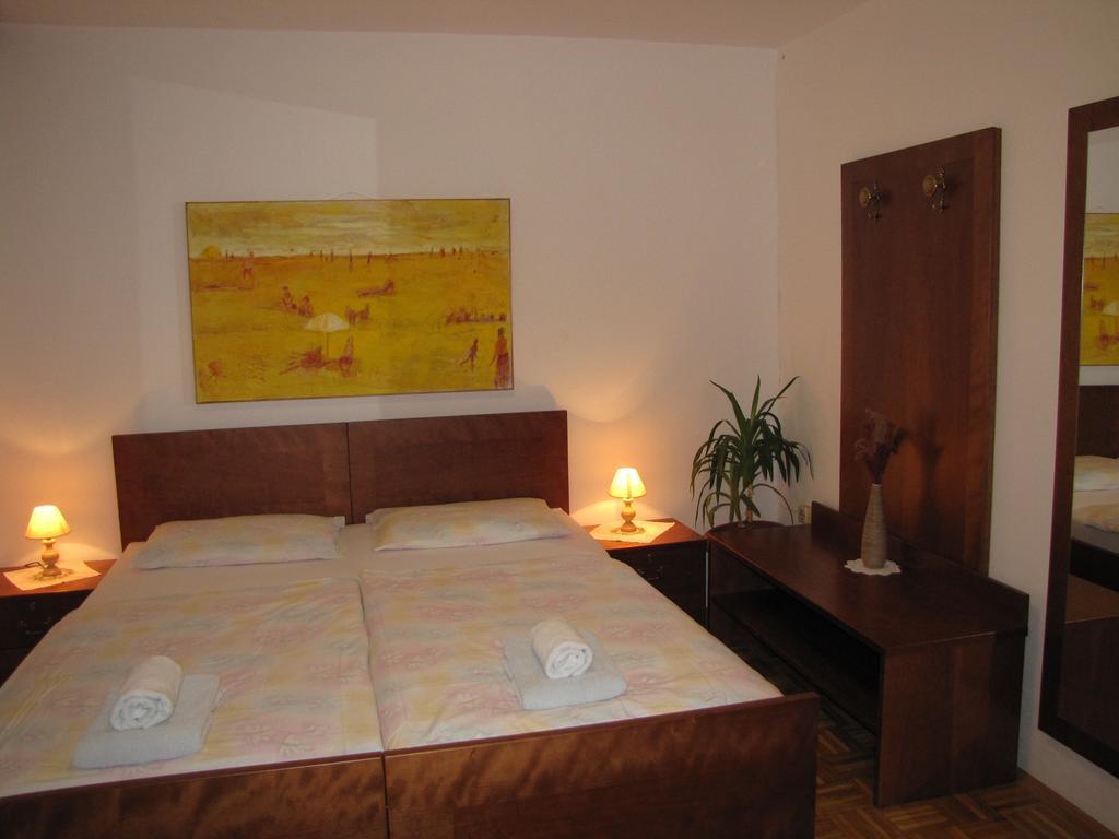 Guesthouse Zorko Gostilna Domen Smarjeske Toplice Buitenkant foto