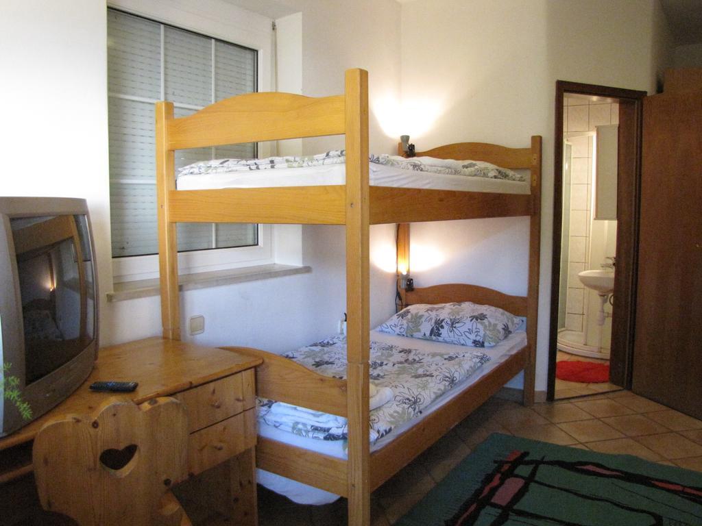 Guesthouse Zorko Gostilna Domen Smarjeske Toplice Buitenkant foto